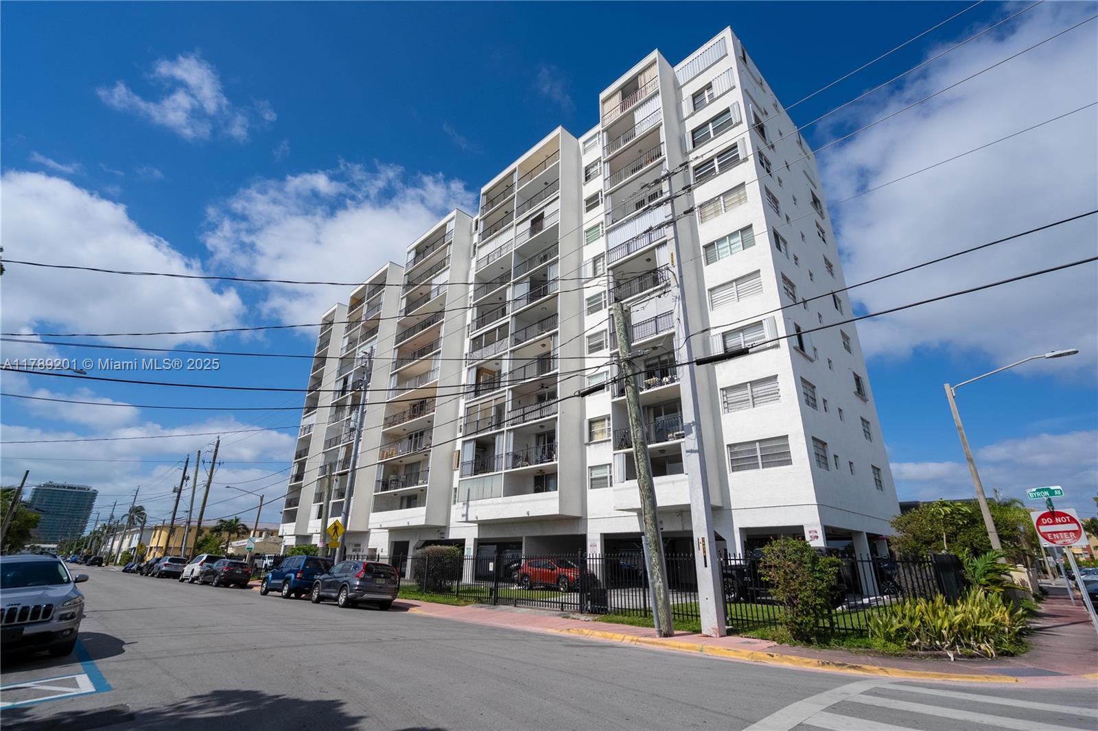 BYRON GARDENS CONDO - Residential