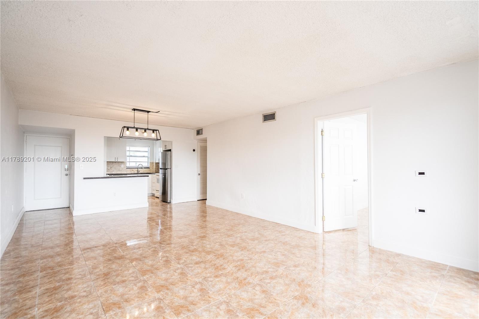 BYRON GARDENS CONDO - Residential