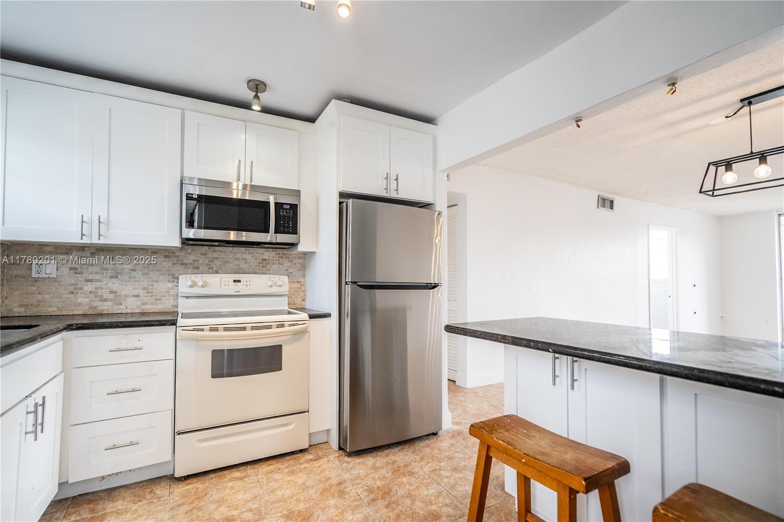 BYRON GARDENS CONDO - Residential