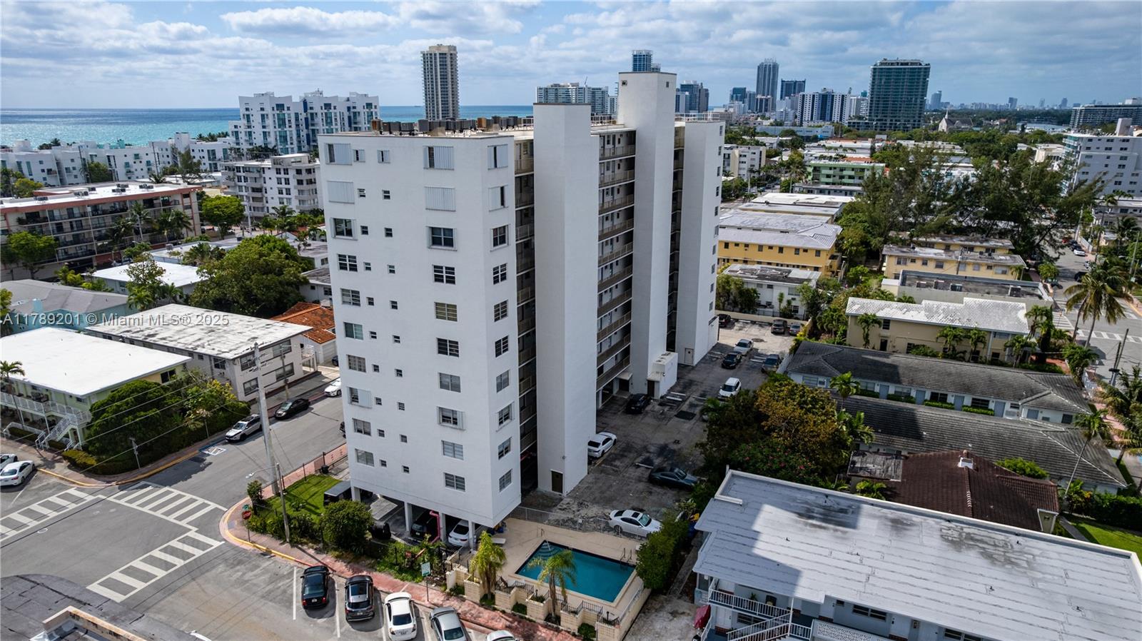 BYRON GARDENS CONDO - Residential