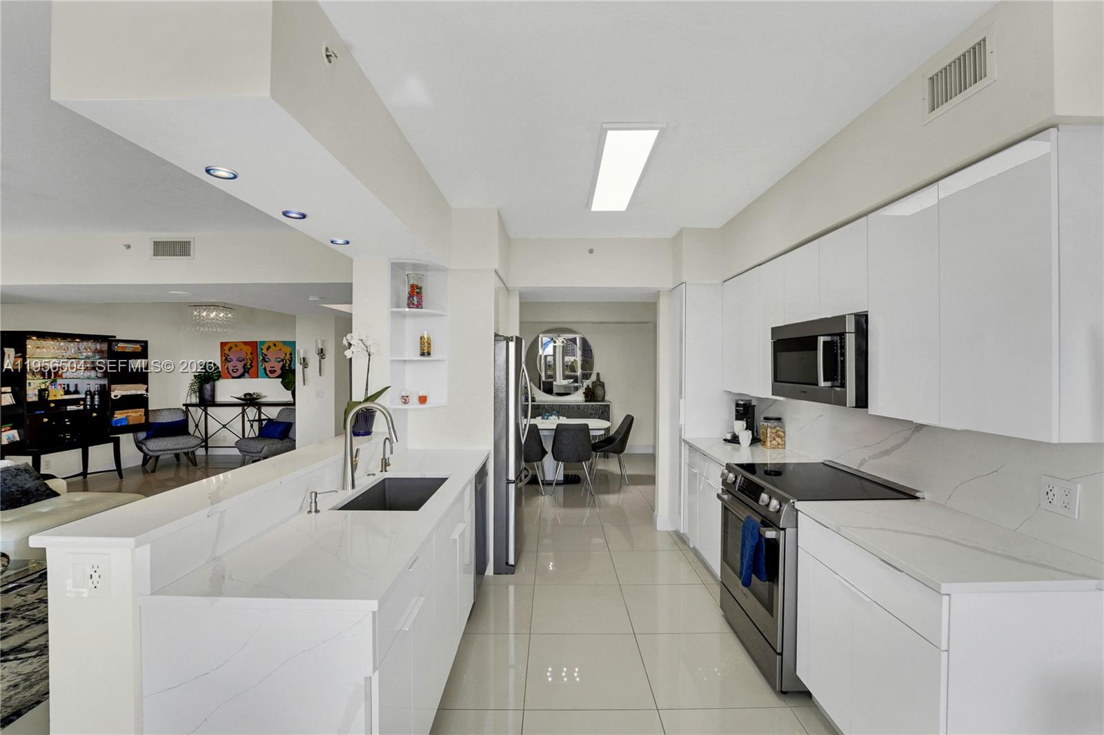 LHERMITAGE I CONDOMINIUM - Residential