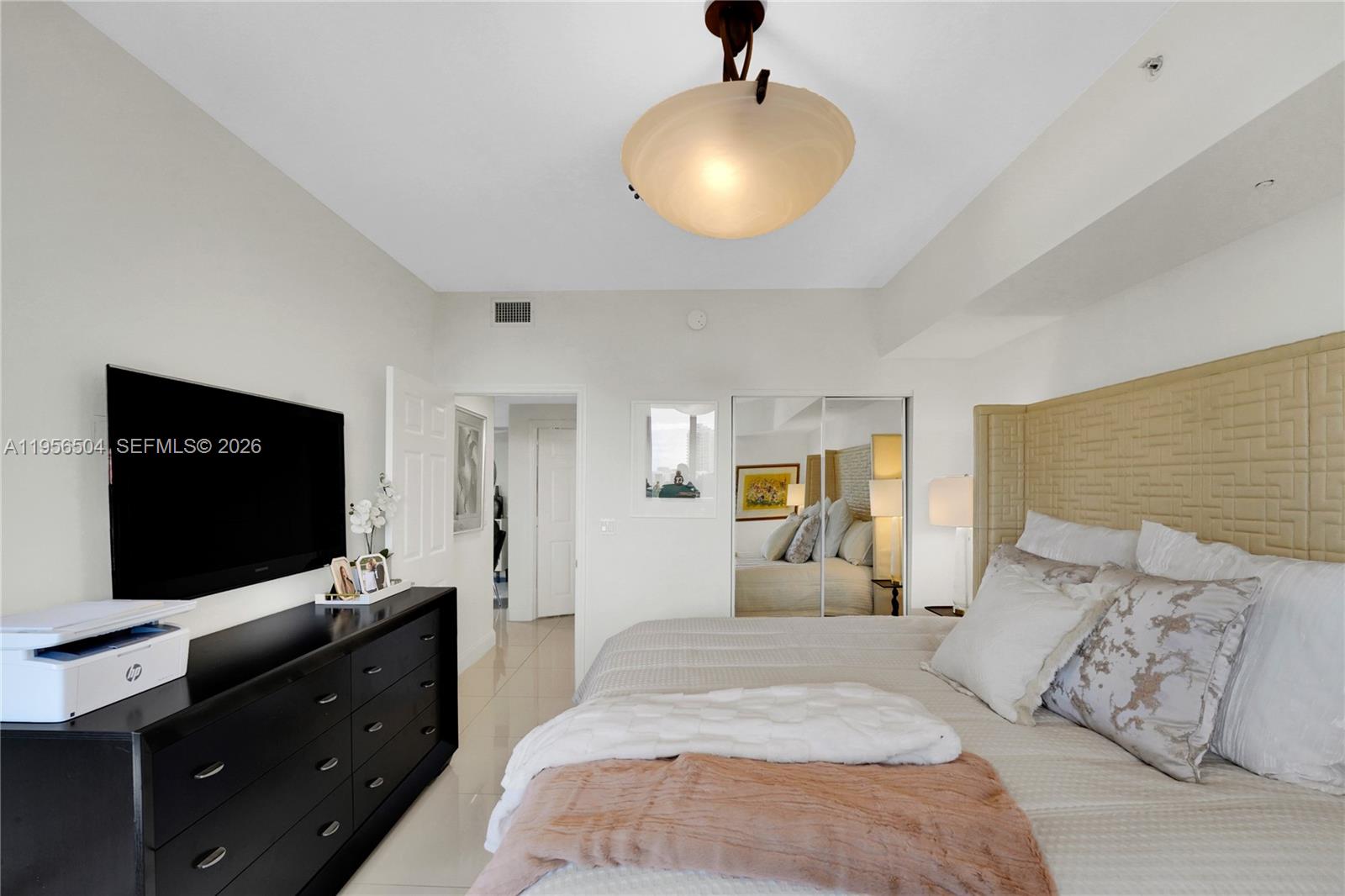 LHERMITAGE I CONDOMINIUM - Residential