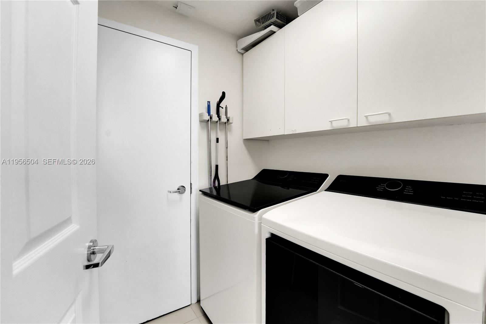 LHERMITAGE I CONDOMINIUM - Residential