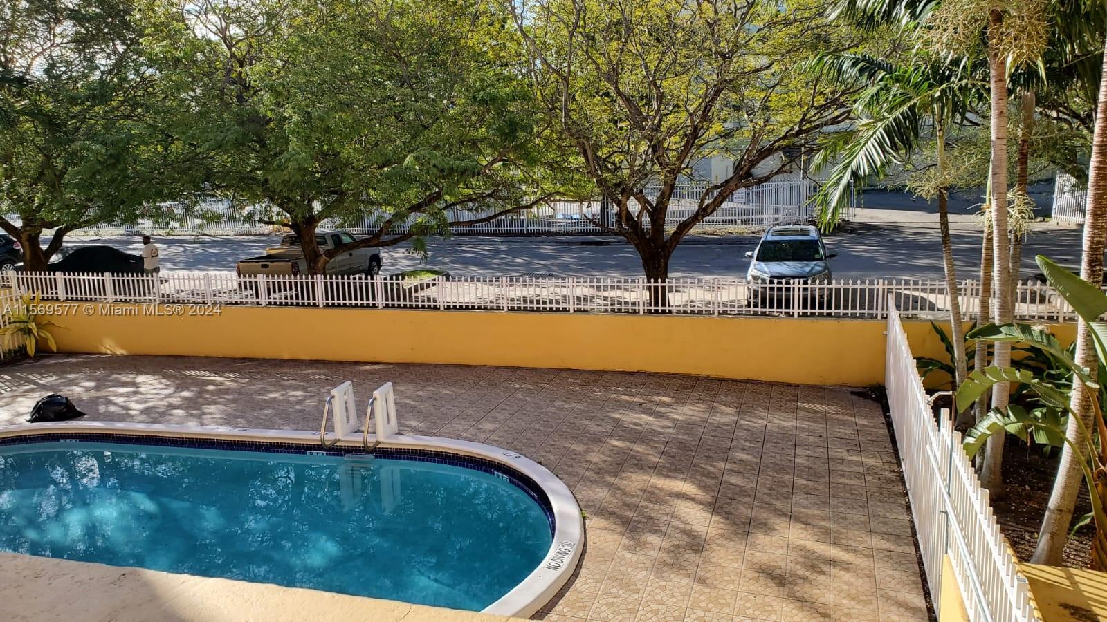 THE PALMS 51 CONDO - Residential