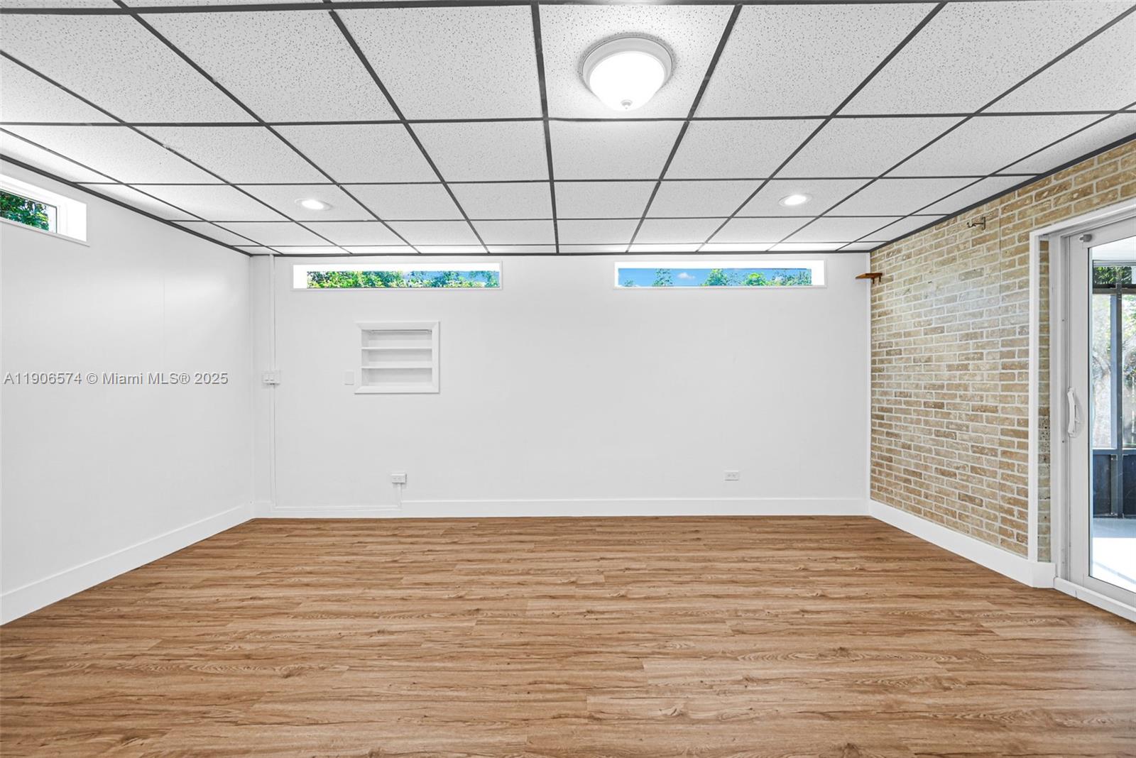 PLANTATION SUNRISE HEIGHT - Residential