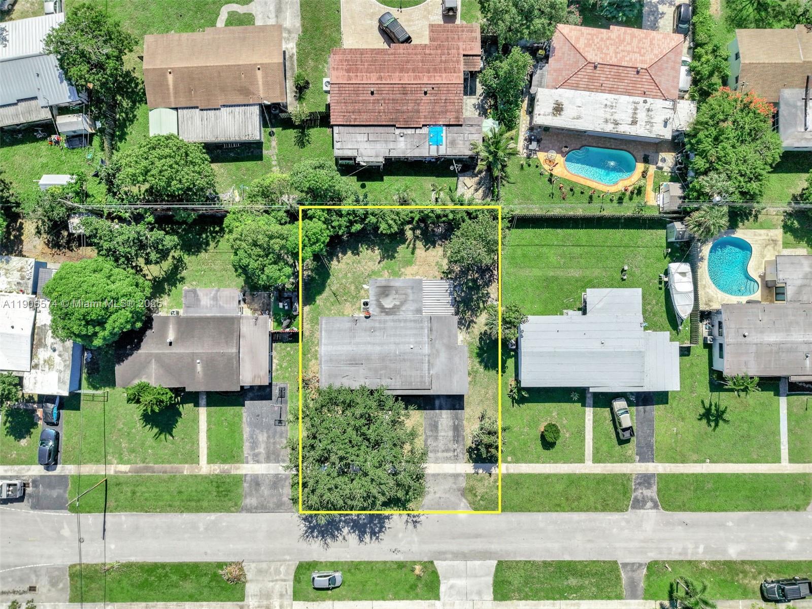 PLANTATION SUNRISE HEIGHT - Residential