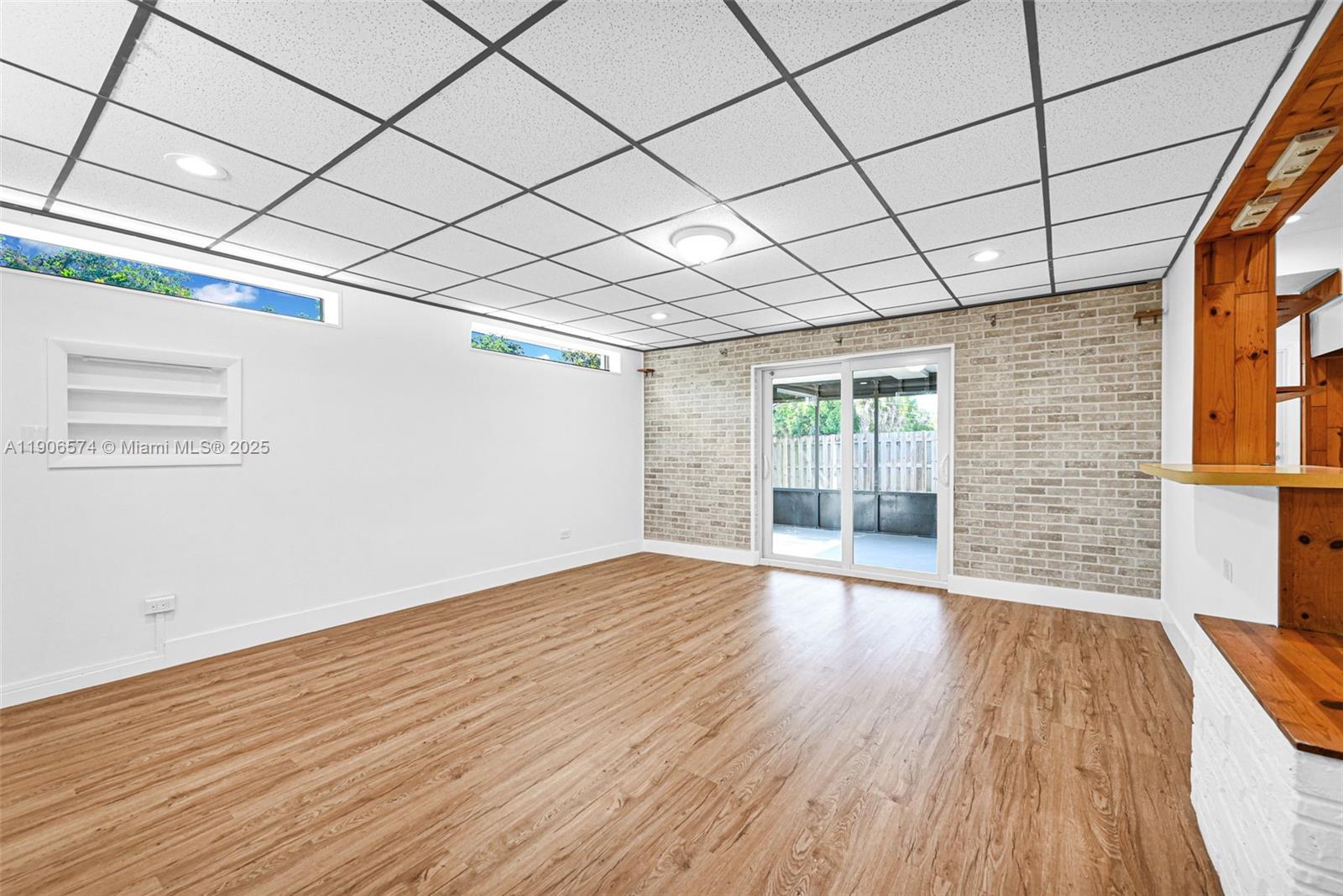 PLANTATION SUNRISE HEIGHT - Residential