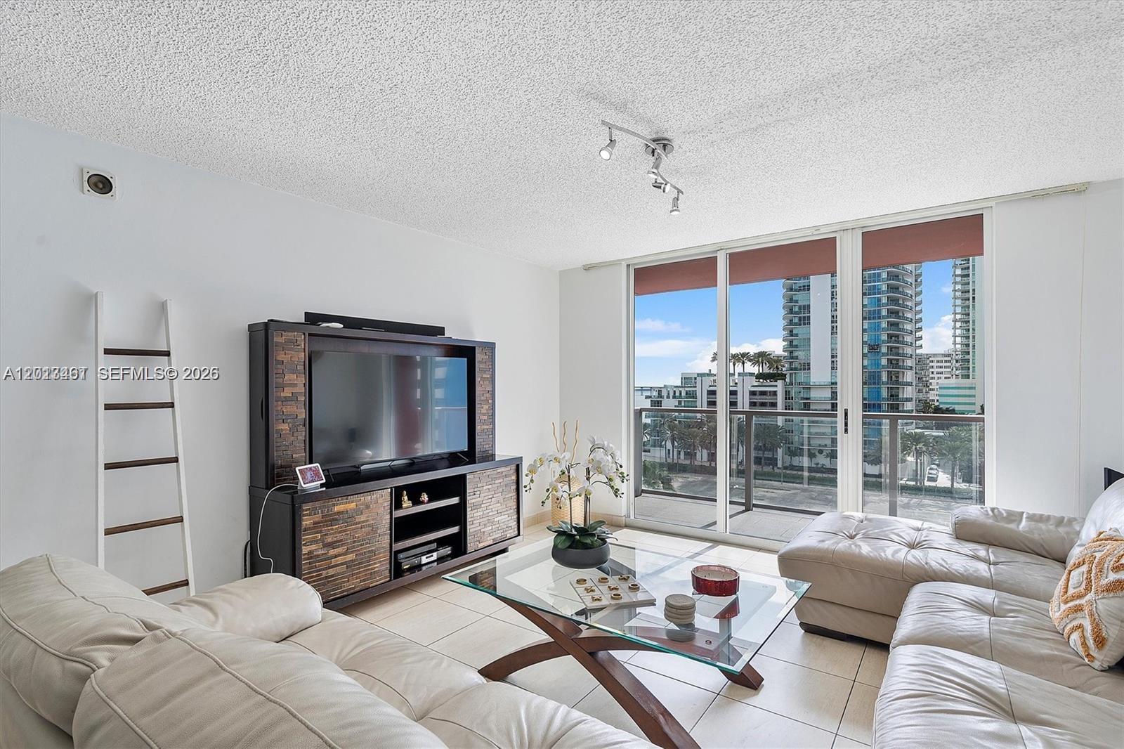 THE MARK ON BRICKELL COND - Residential Lease