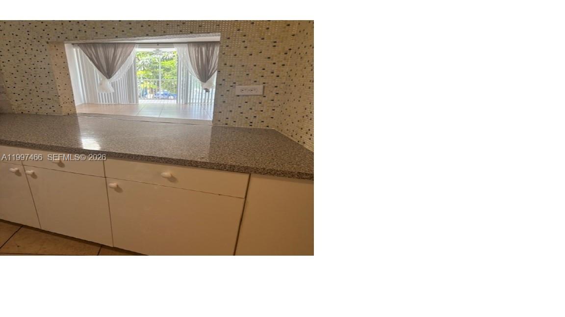 JADE WINDS GROUP ALLAMAND - Residential Lease