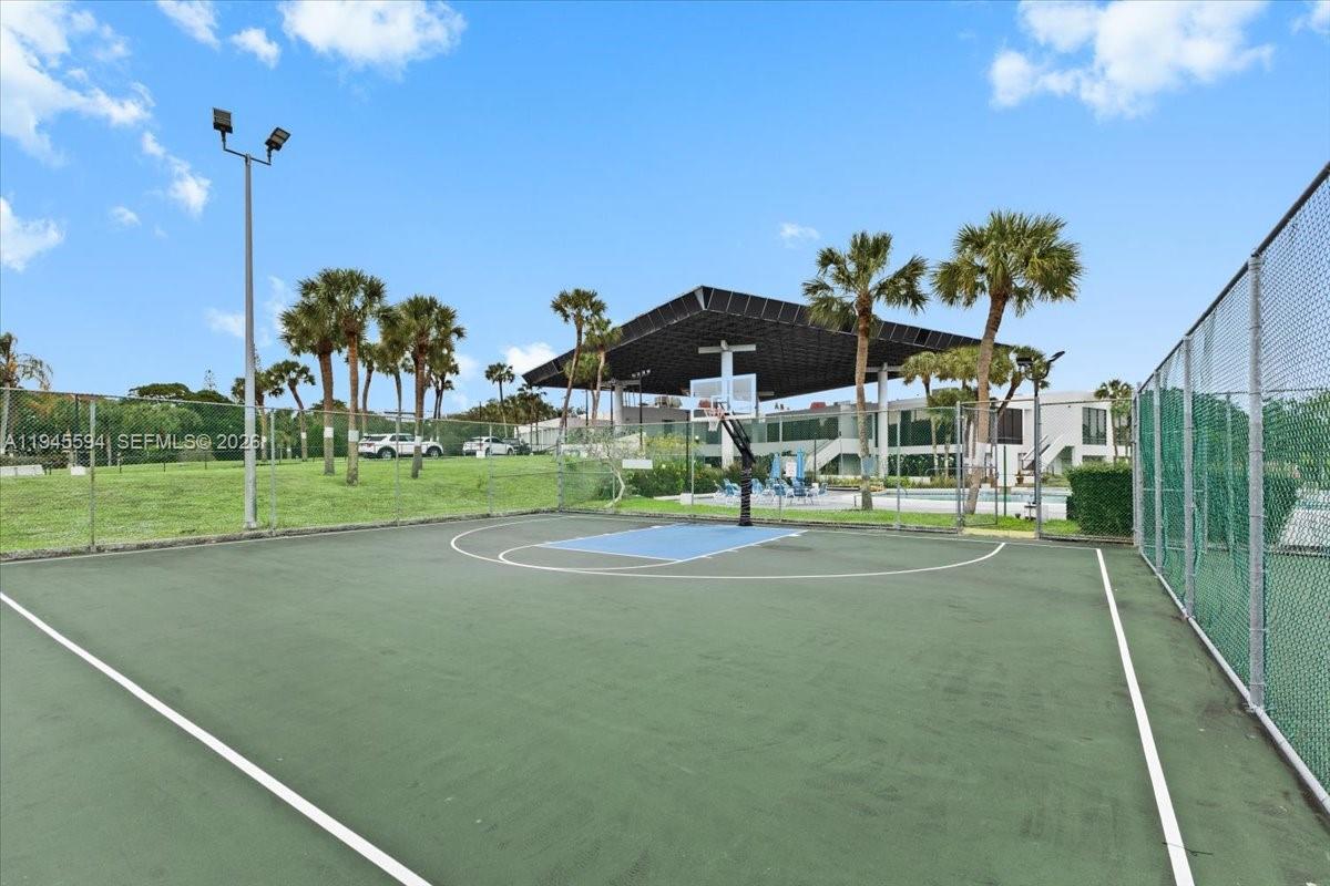 S & R OF INVERRARY - Residential