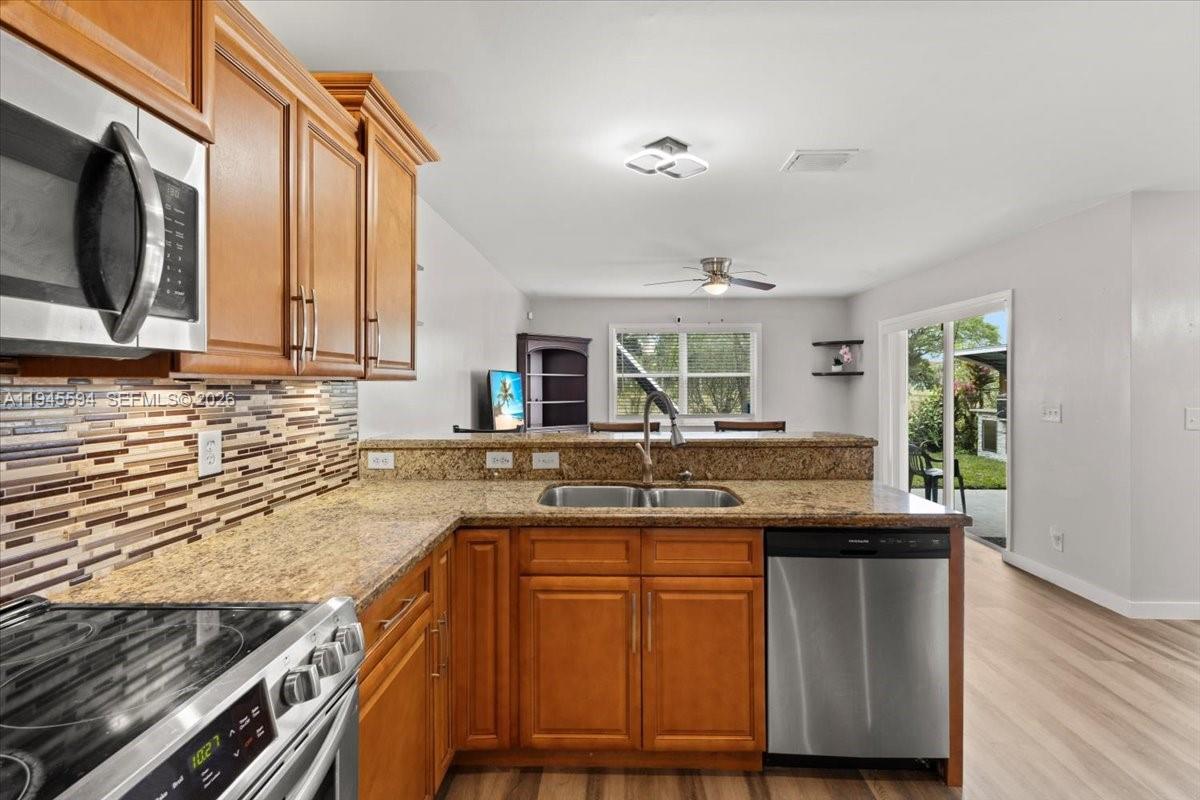 S & R OF INVERRARY - Residential