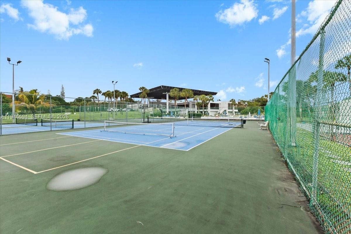 S & R OF INVERRARY - Residential