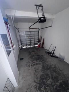 REVISED PLAT OF HILLCREST - Residential Lease