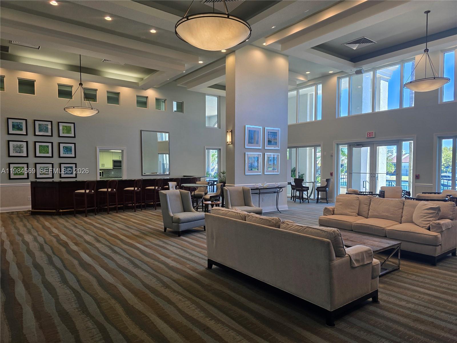 POINTE @ POMPANO BEACH CO - Residential