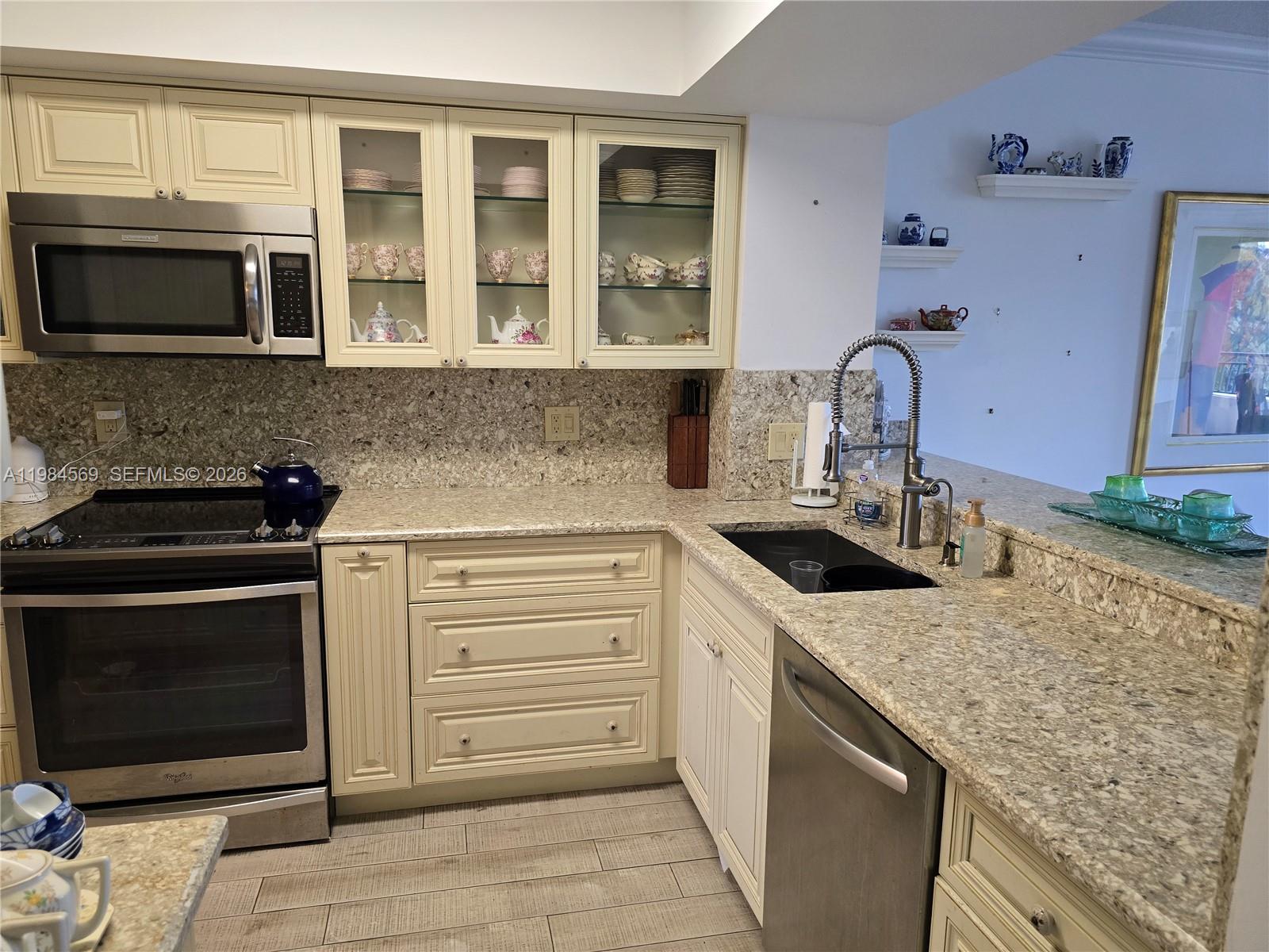 2880 NE 14th St Cswy 311