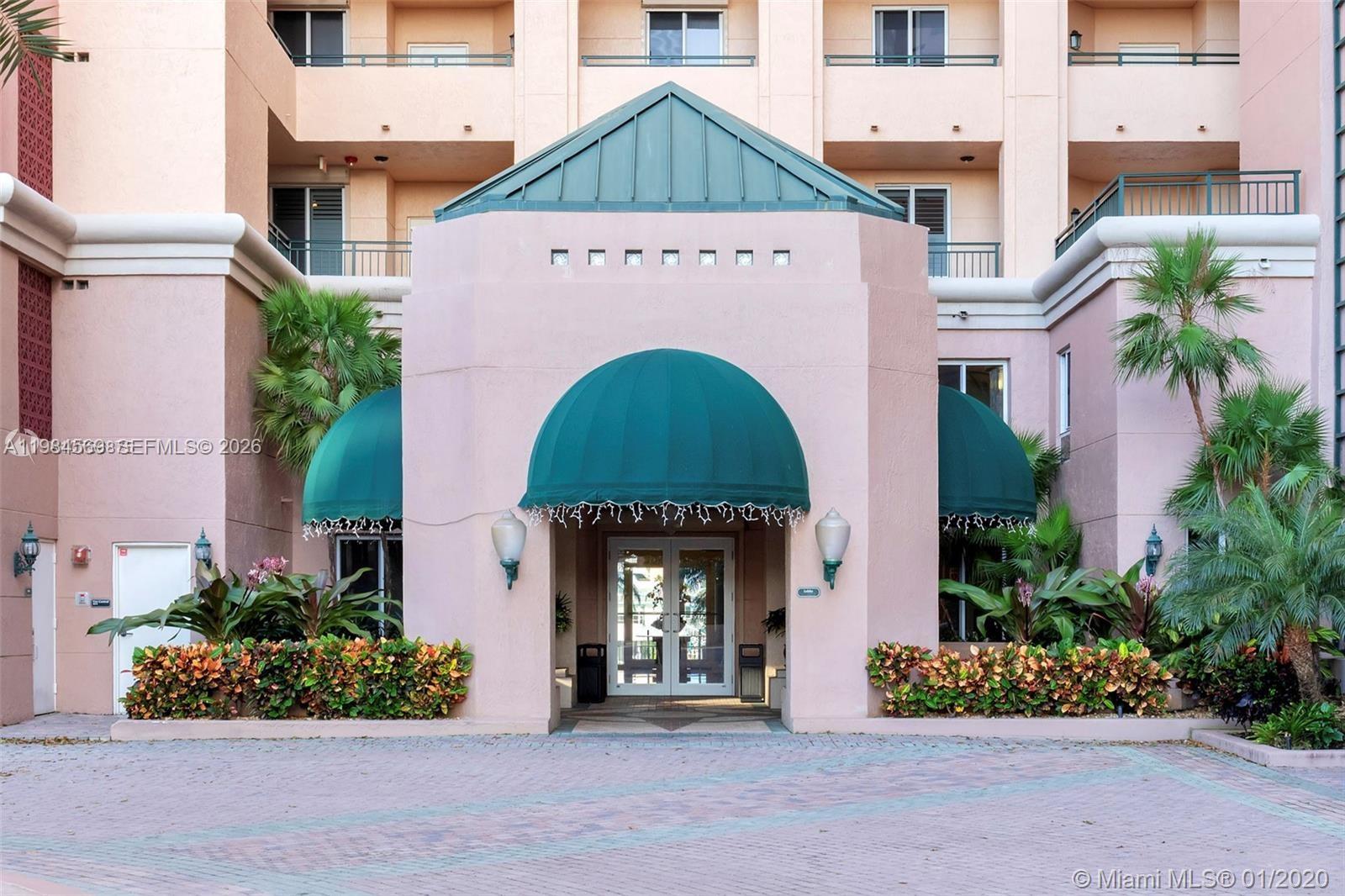 POINTE @ POMPANO BEACH CO - Residential