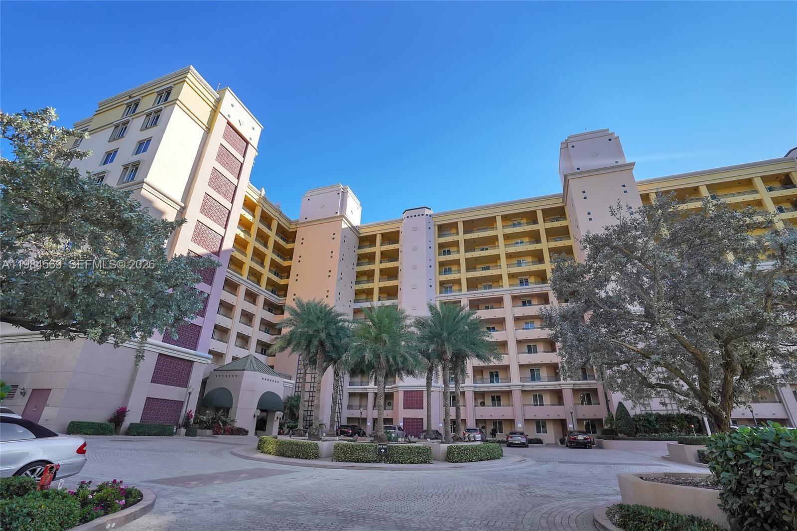 POINTE @ POMPANO BEACH CO - Residential