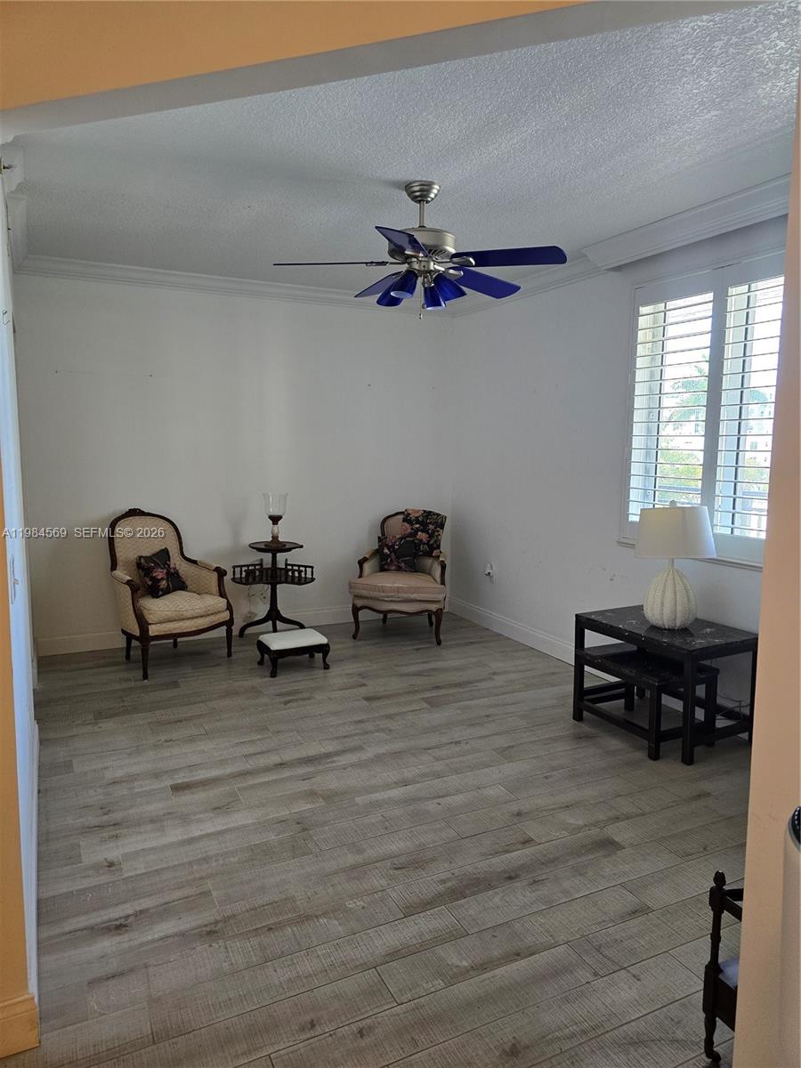 POINTE @ POMPANO BEACH CO - Residential