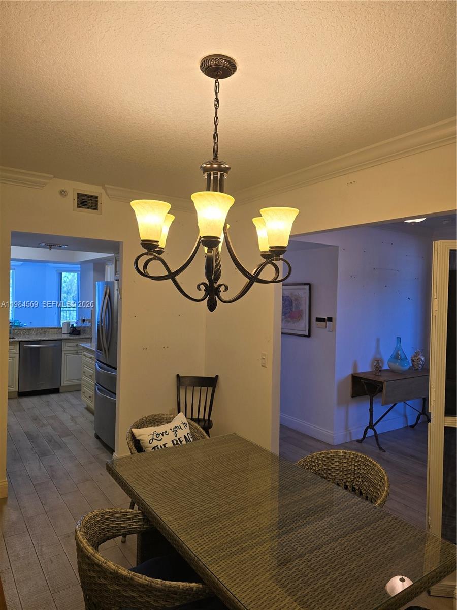 POINTE @ POMPANO BEACH CO - Residential