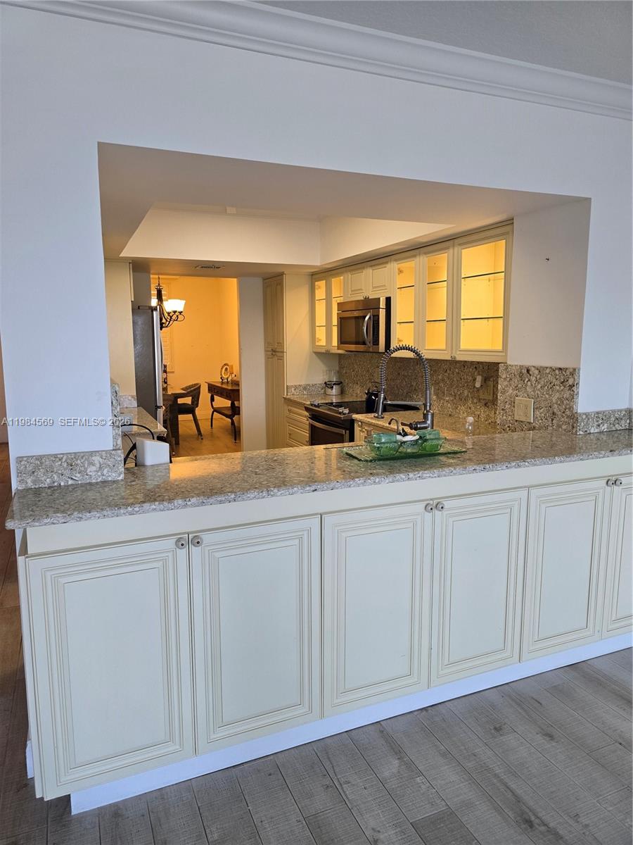 POINTE @ POMPANO BEACH CO - Residential