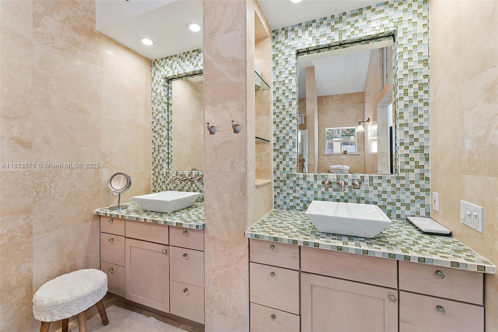 OCEAN WALK PLACE PH III - Residential