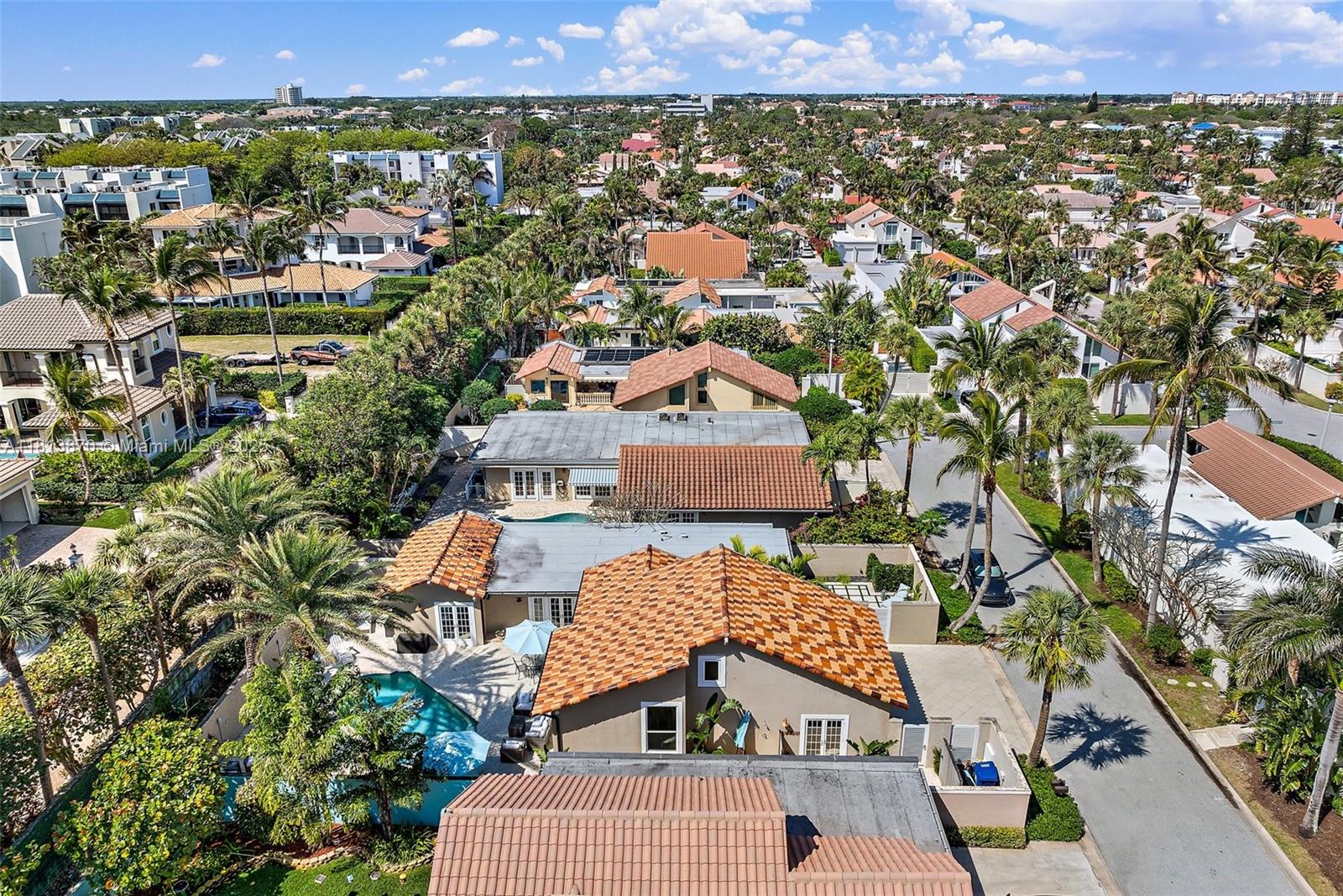 OCEAN WALK PLACE PH III - Residential