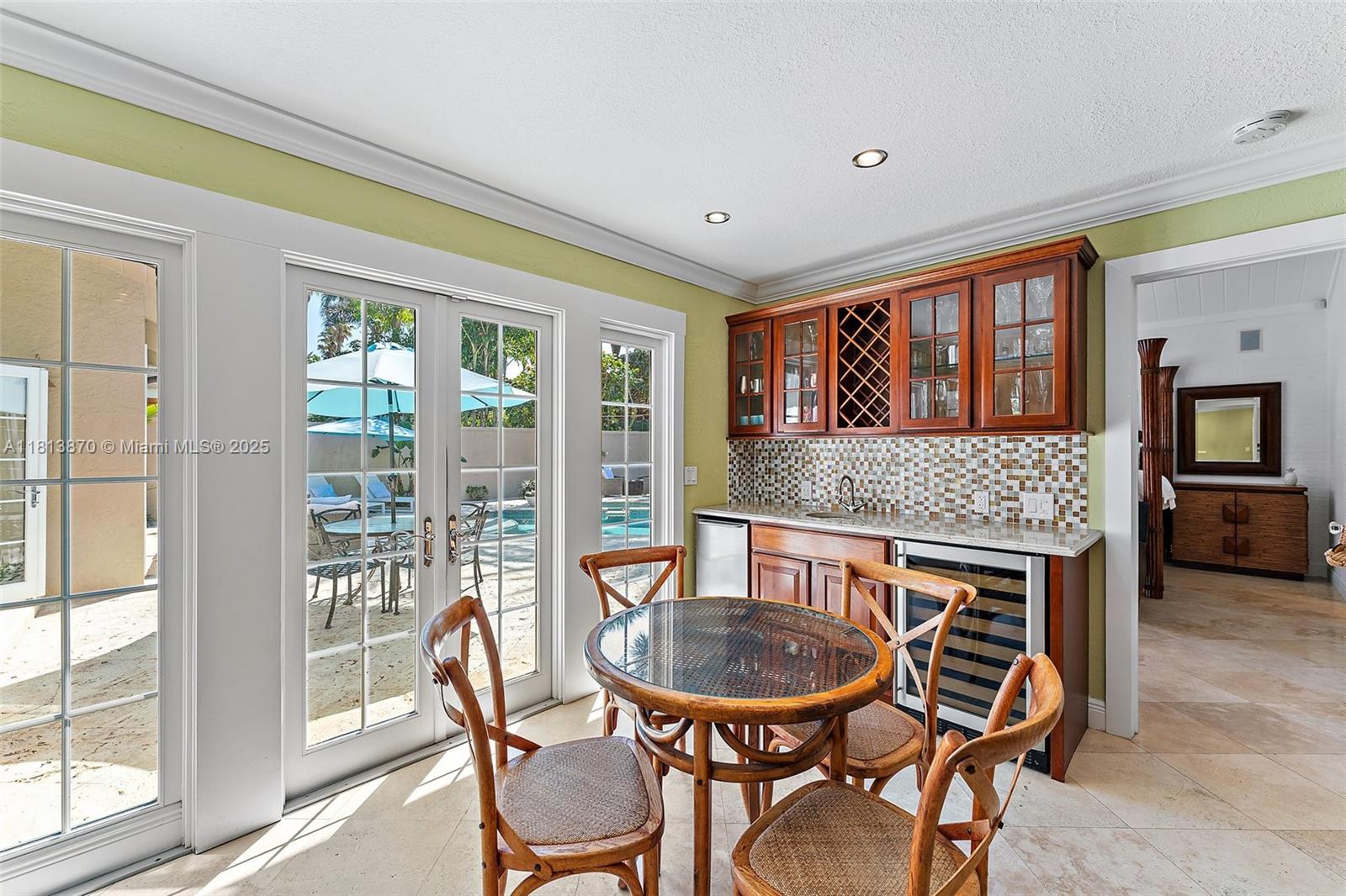 OCEAN WALK PLACE PH III - Residential