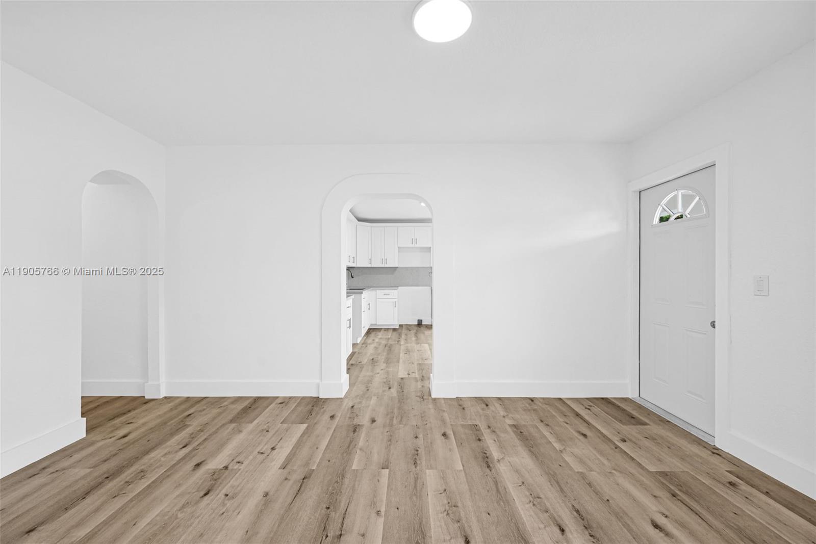 SUB OF PB 7-113 - Residential