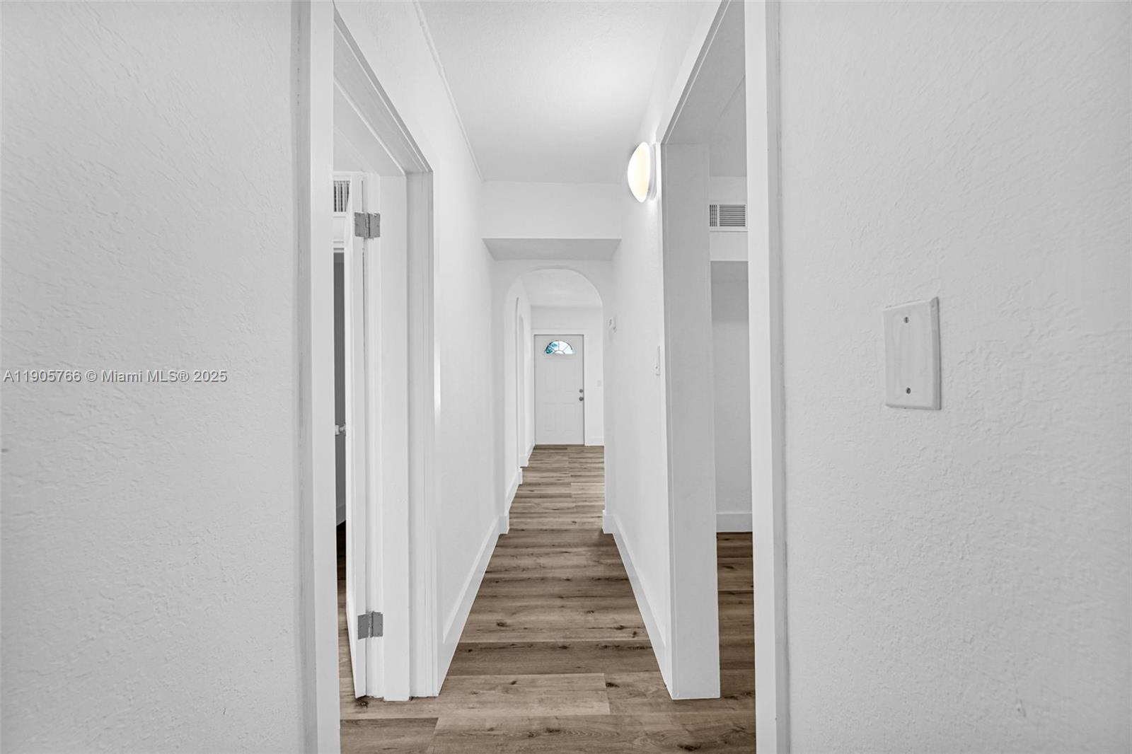 SUB OF PB 7-113 - Residential