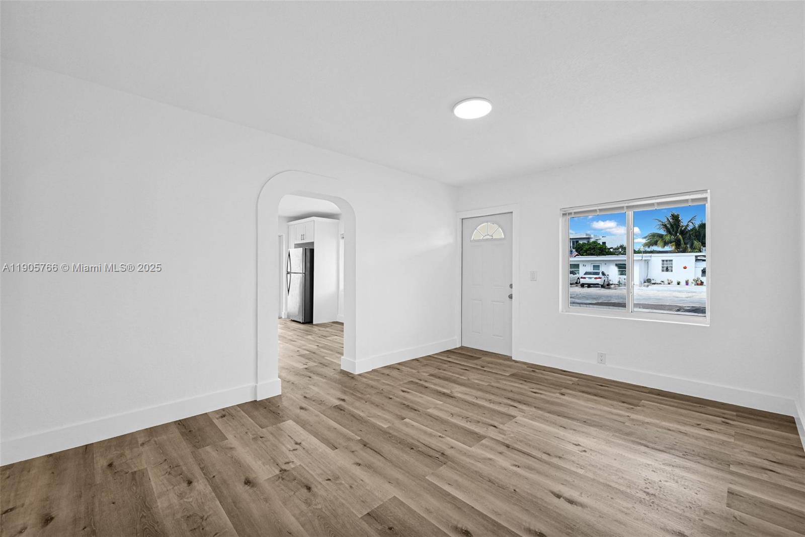 SUB OF PB 7-113 - Residential