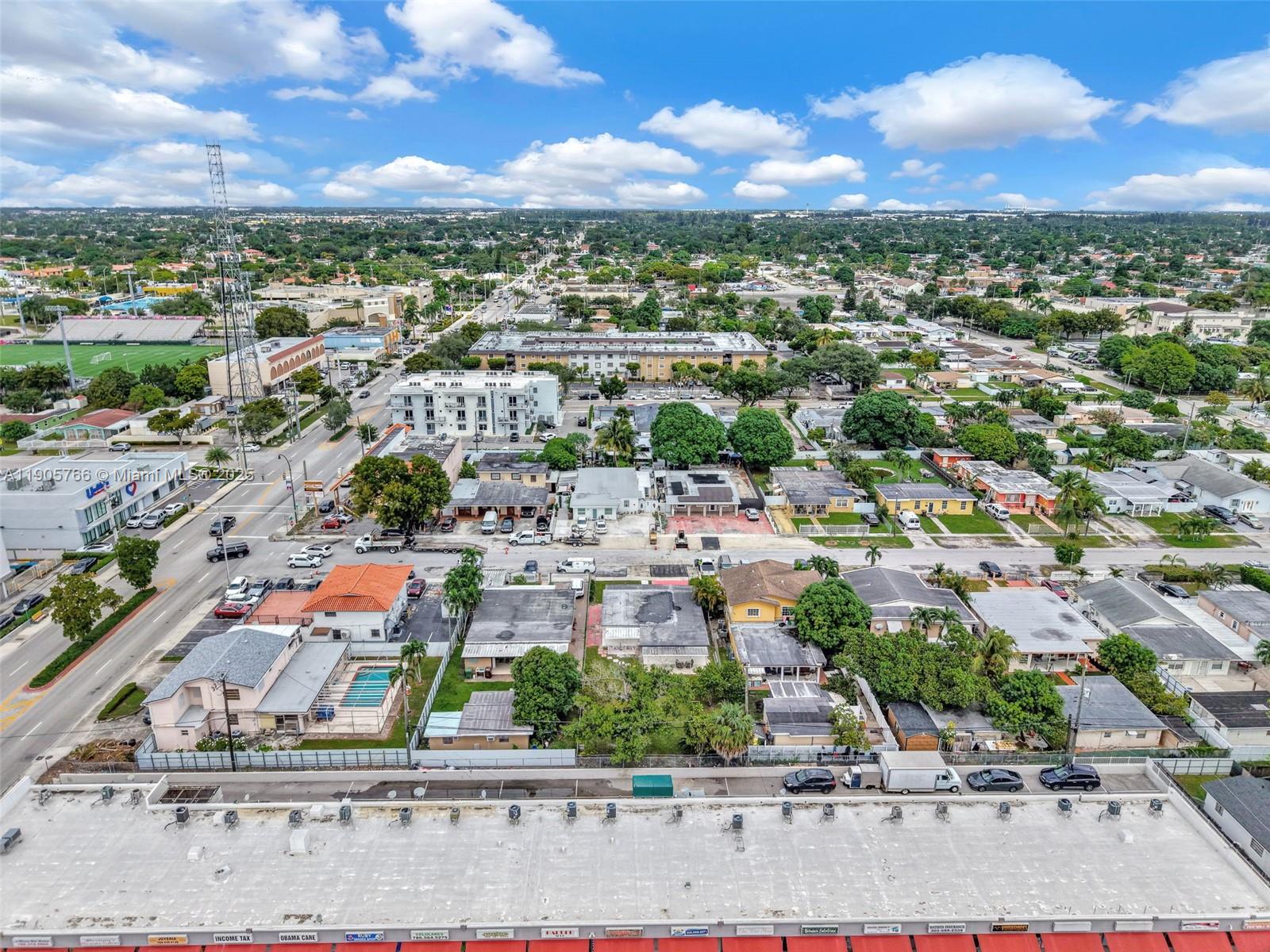 SUB OF PB 7-113 - Residential