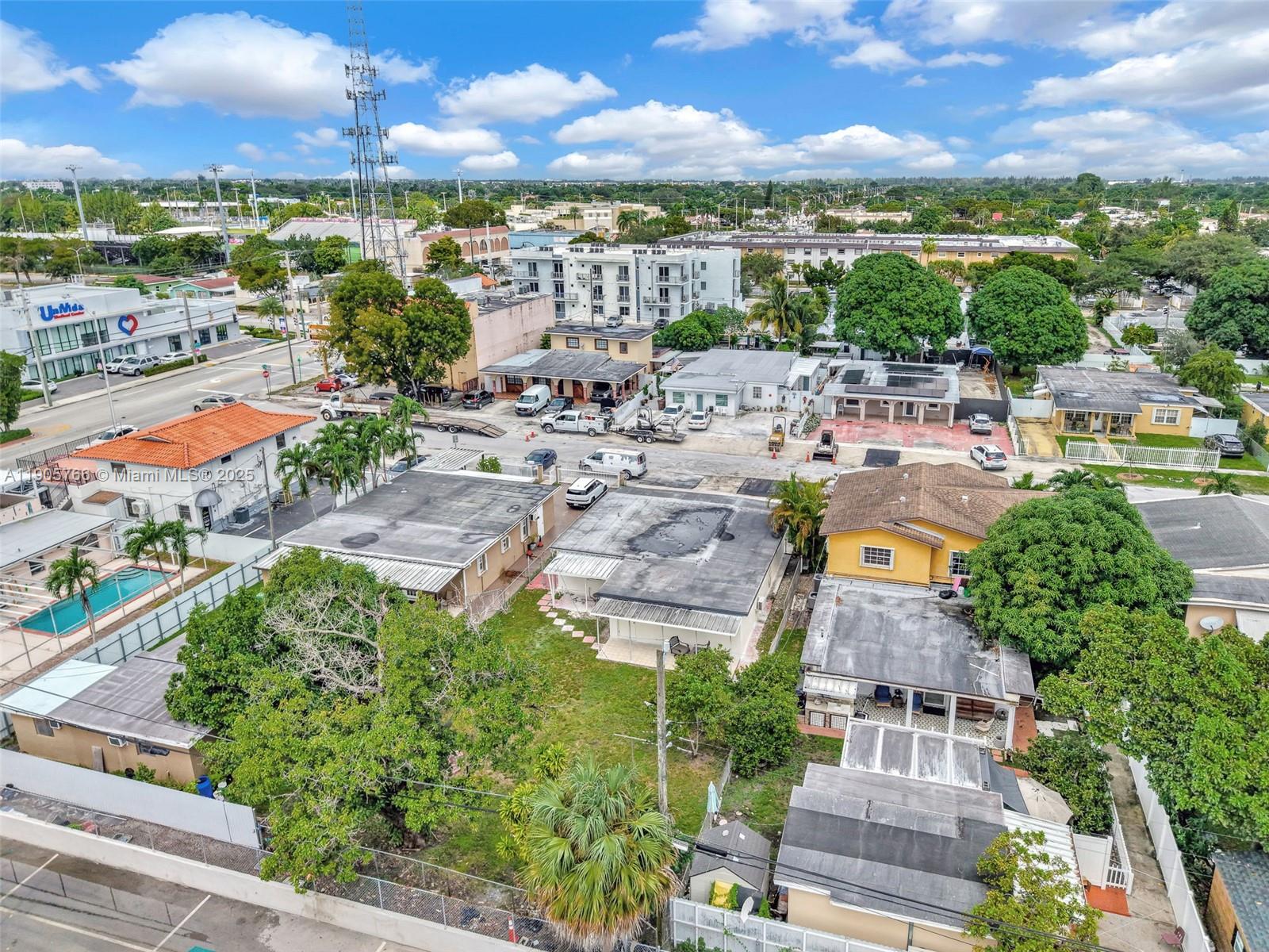 SUB OF PB 7-113 - Residential