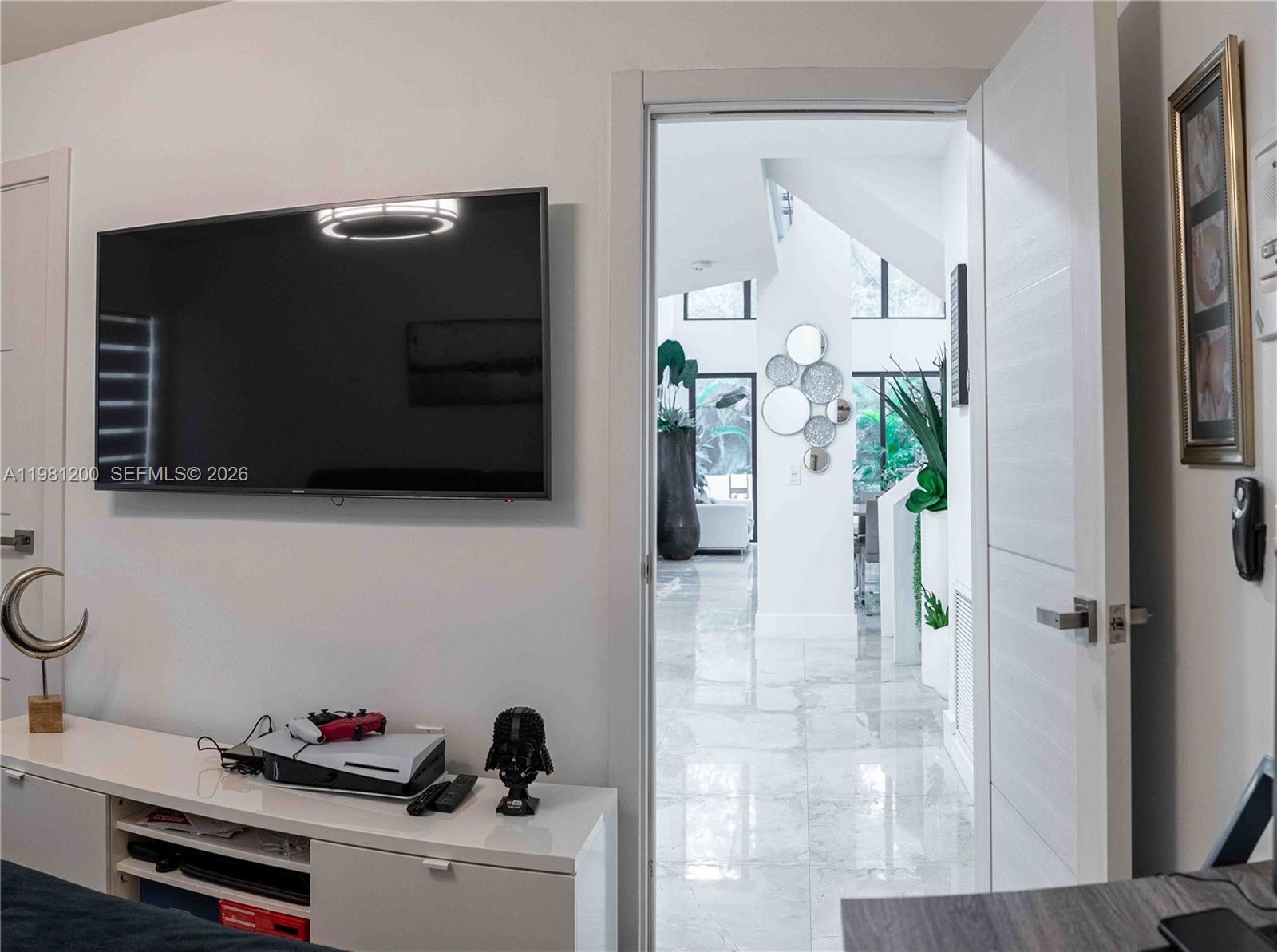 DORAL COLONY PHASE 2 - Residential Lease