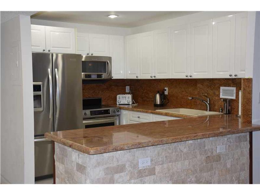 Opportunity to be in a resort style oceanfront condominium, with all the features of residential. Ocean view facing N E. Open kitchen. Tile floors. extra closet space ,new doors. renovated bath new stainless steel appliances ,9ft ceilings . Enjoy poolside  service with towels, lounge chairs, food , 2 heated pools, cafes & restaurants on site. store & Museum close by . walk to Lincoln road no car needed ! have breakfast on your nice size  Balcony with ocean view !30 day rent allowed .pets allowed Call today