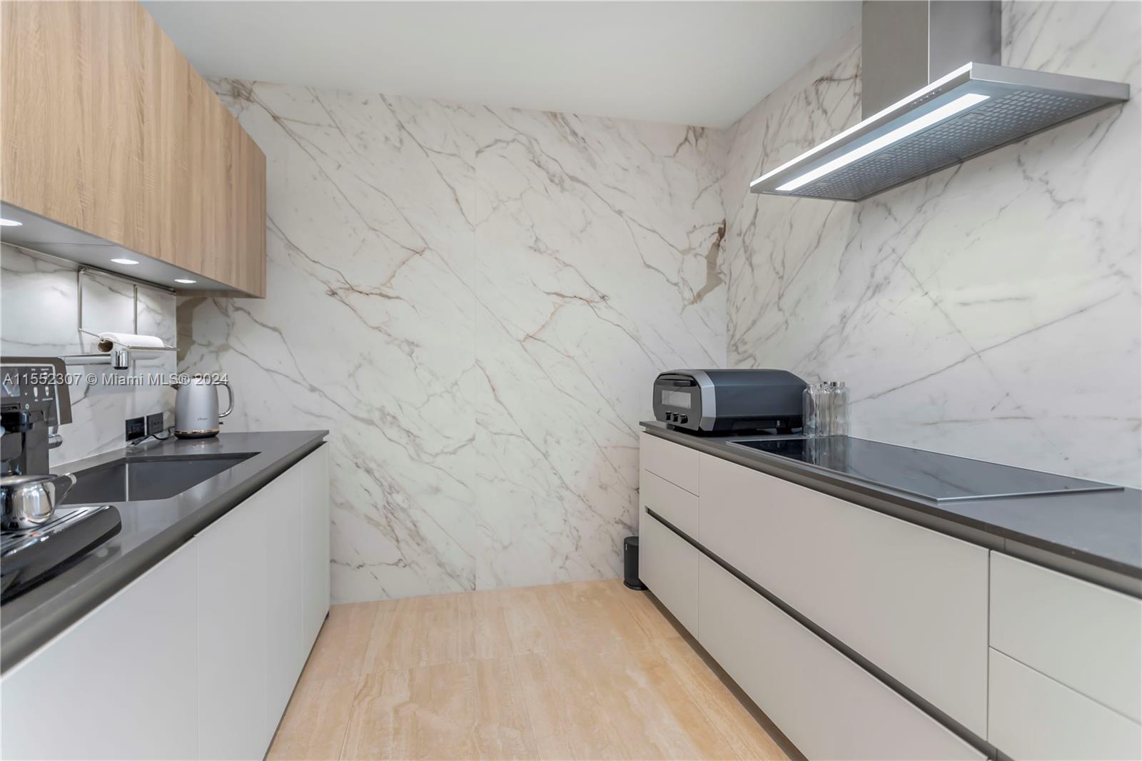 BRICKELL FLATIRON CONDO - Residential