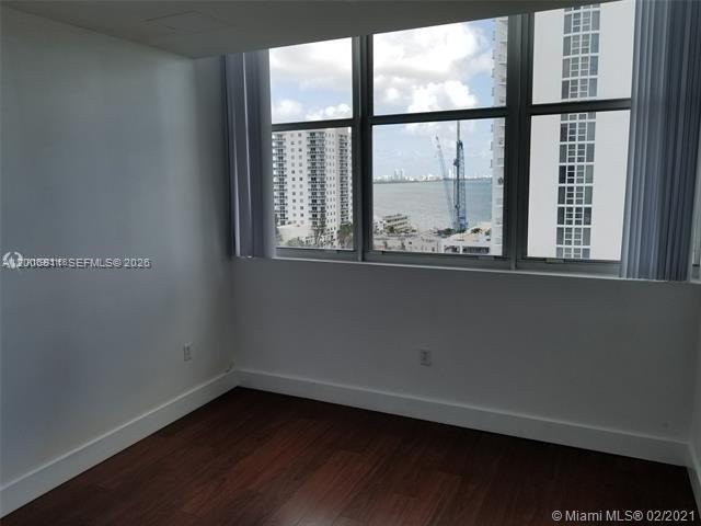 EDGEWATER LOFTS CONDO - Residential