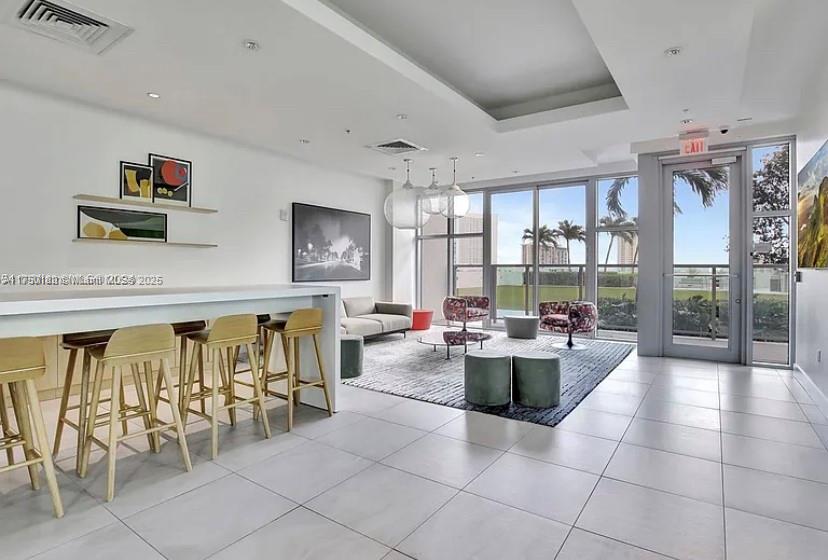 FOUR MIDTOWN MIAMI CONDO - Residential