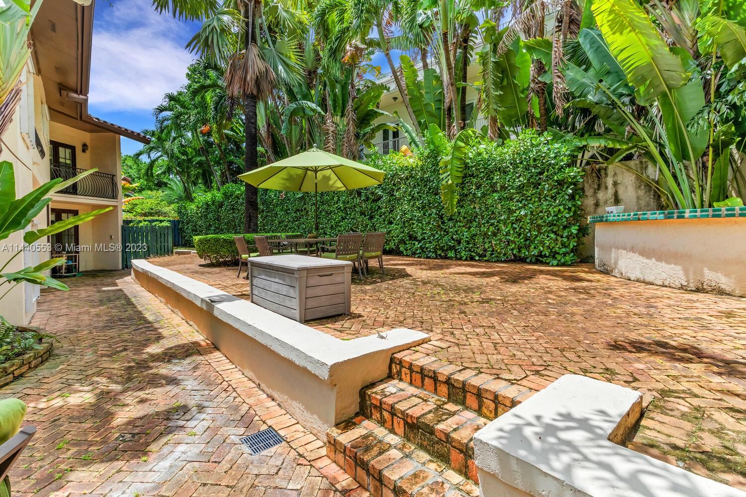 BAYSHORE VIEW - Residential