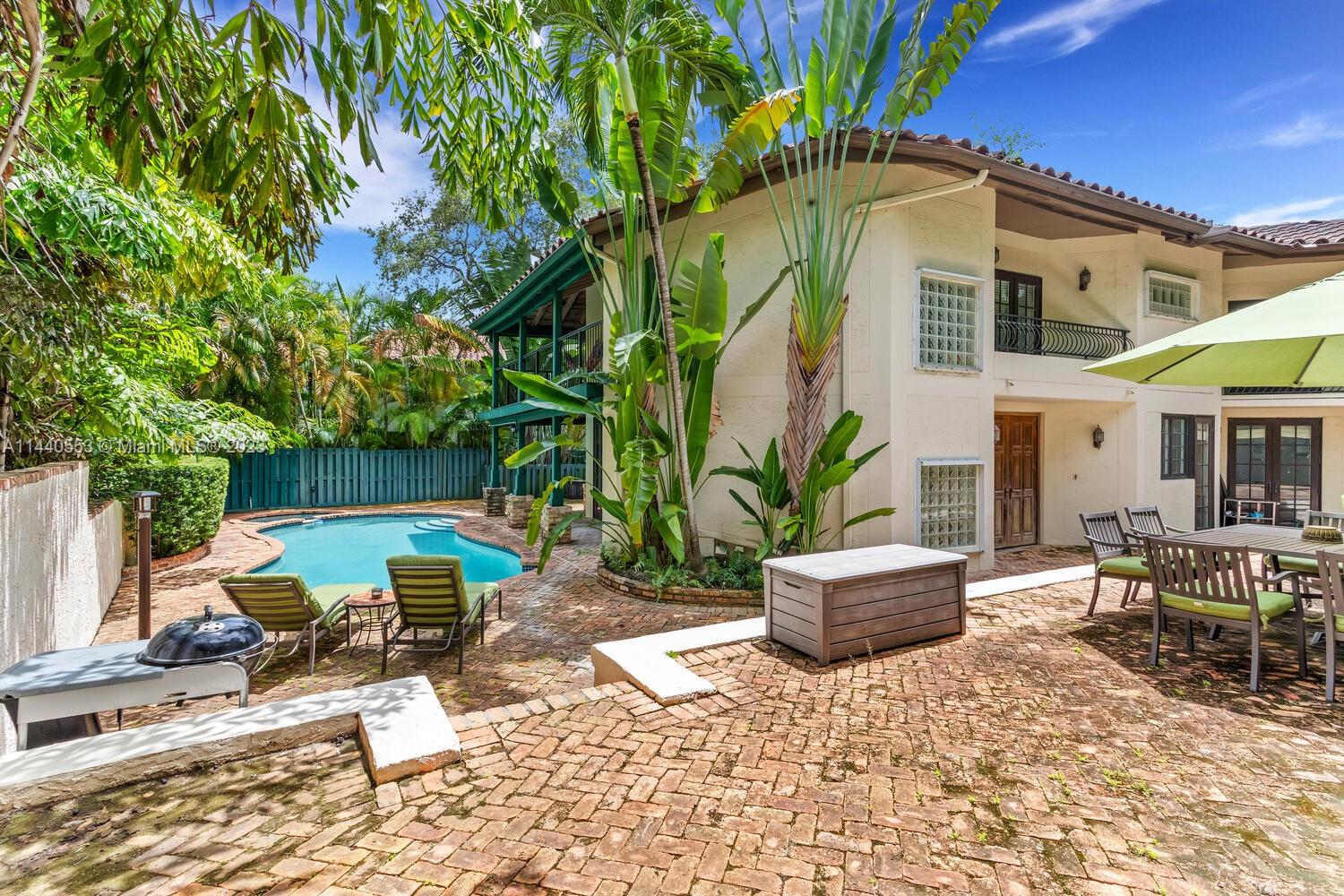 BAYSHORE VIEW - Residential