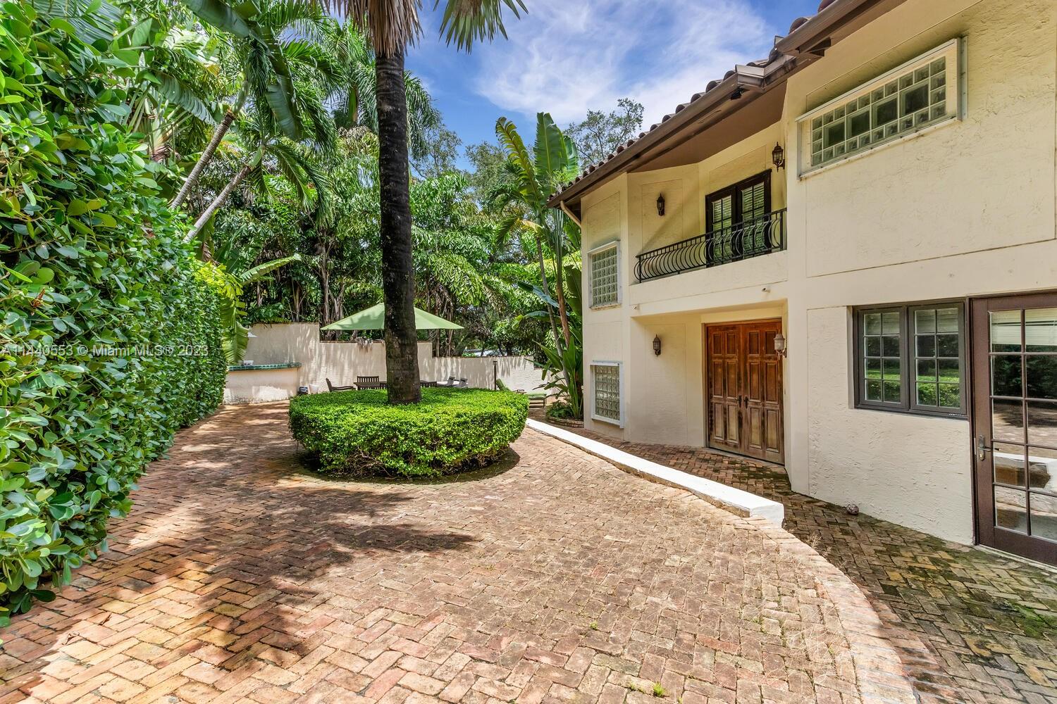 BAYSHORE VIEW - Residential