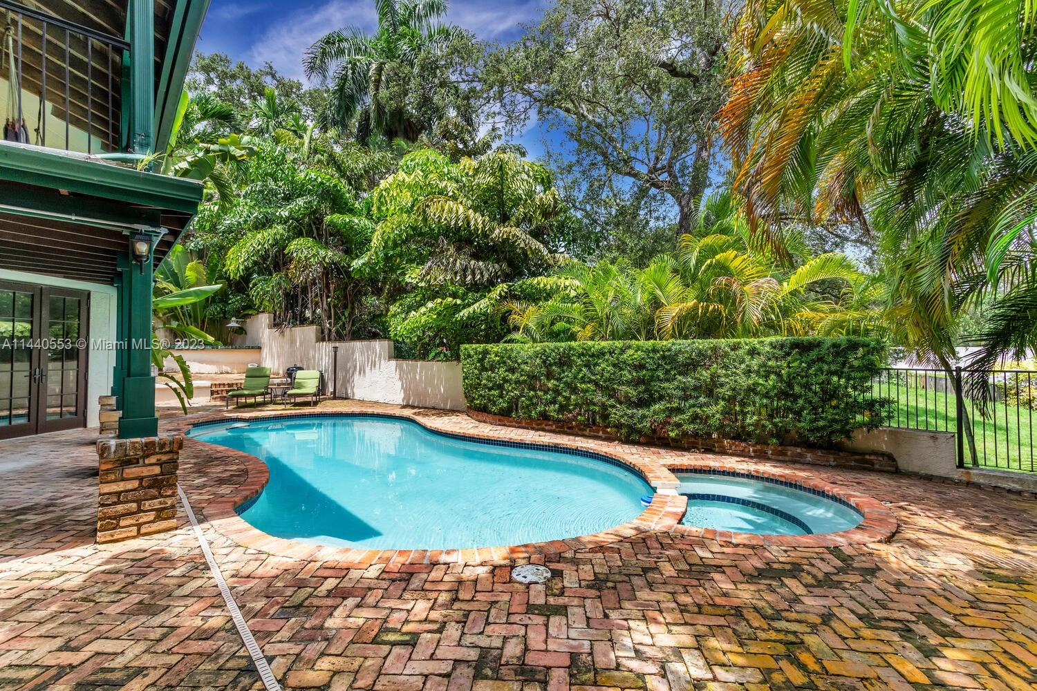 BAYSHORE VIEW - Residential