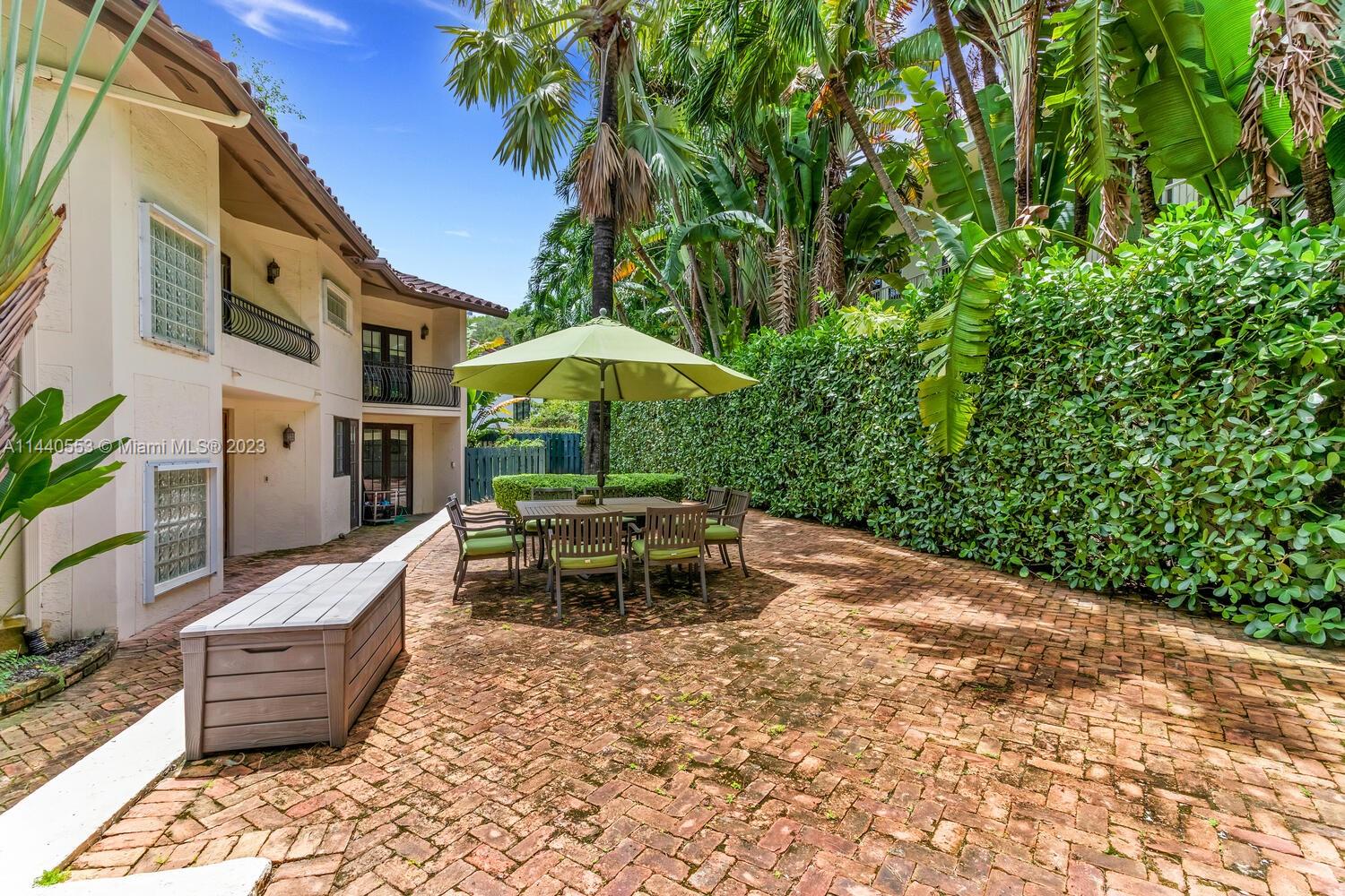 BAYSHORE VIEW - Residential