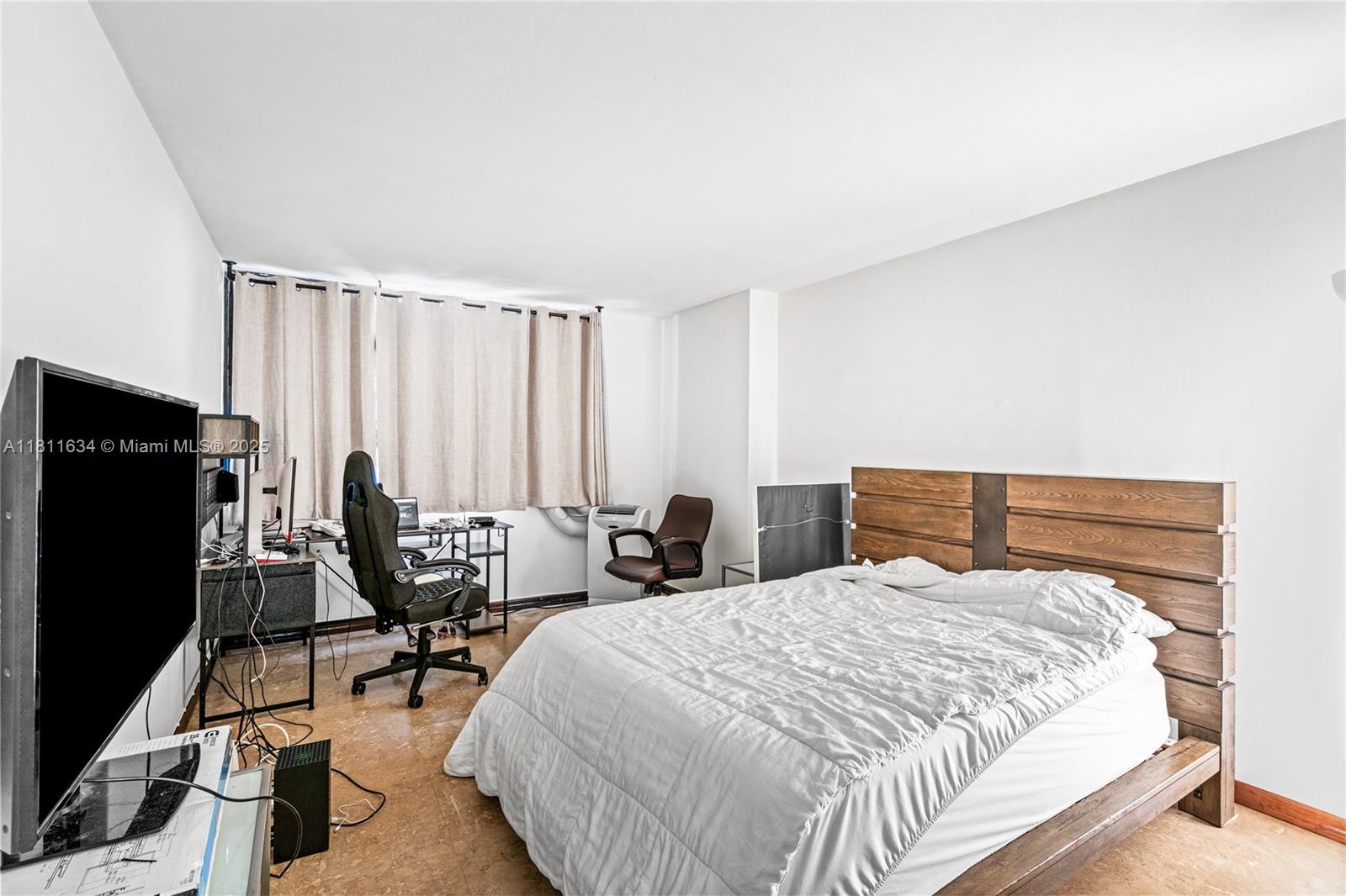 CRICKET CLUB CONDO - Residential Lease