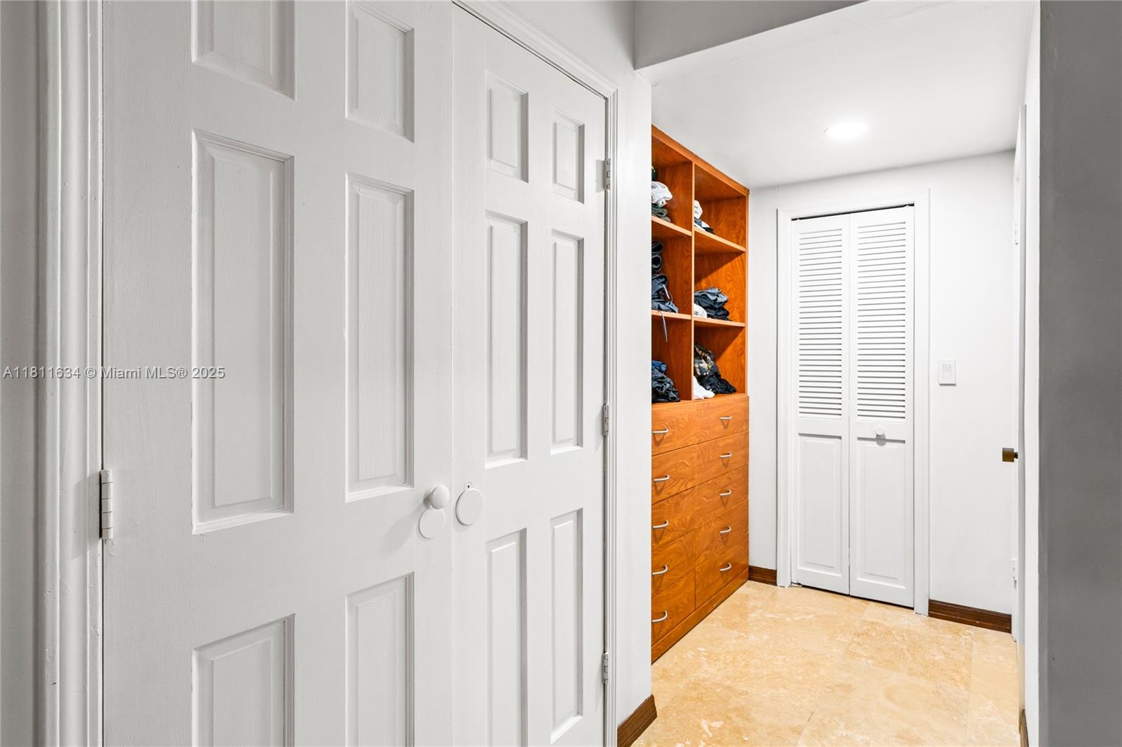 CRICKET CLUB CONDO - Residential Lease