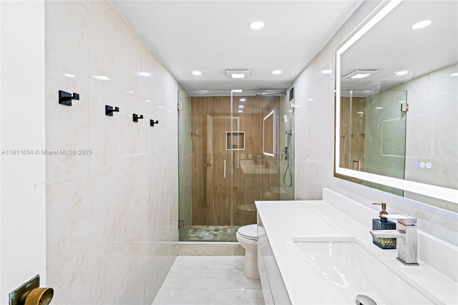 CRICKET CLUB CONDO - Residential Lease