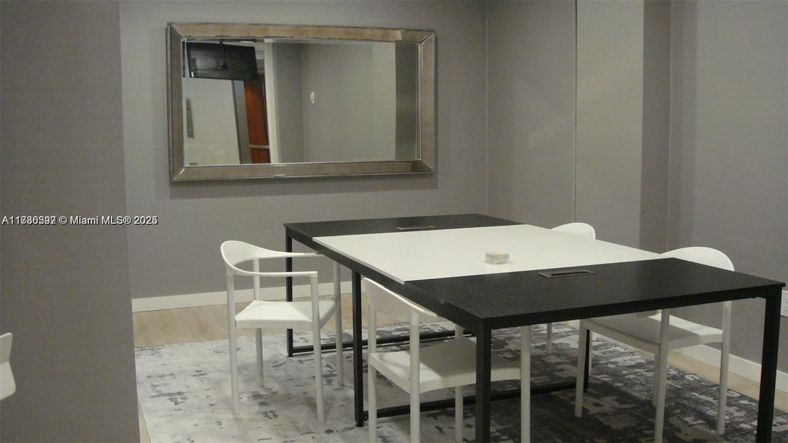KENNEDY HOUSE CONDO - Residential