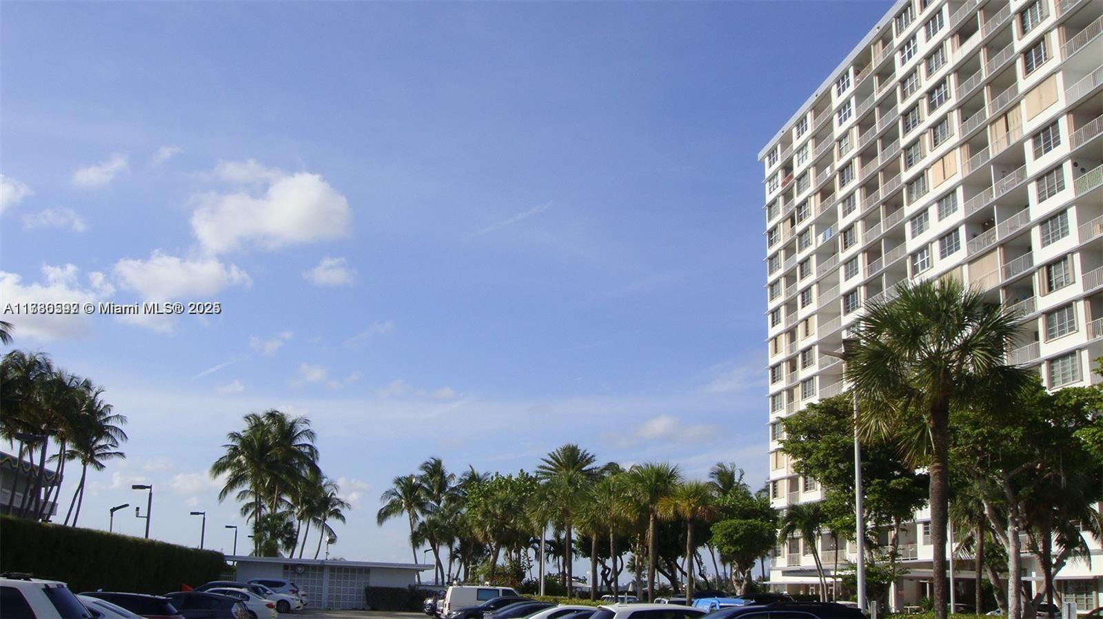 KENNEDY HOUSE CONDO - Residential
