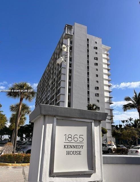 KENNEDY HOUSE CONDO - Residential