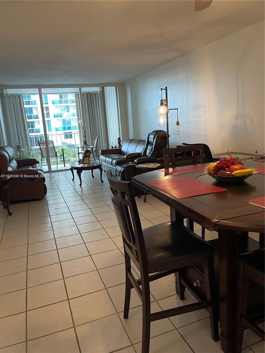 KENNEDY HOUSE CONDO - Residential