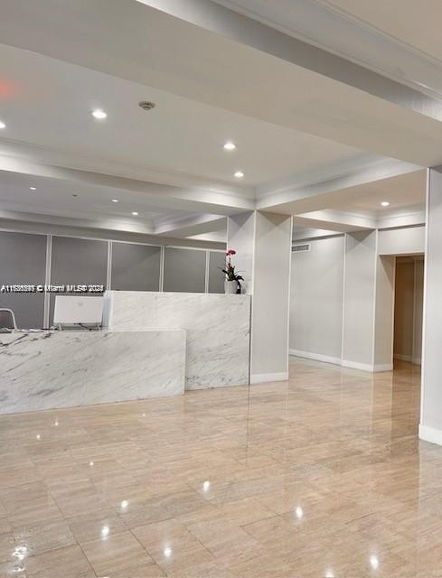 KENNEDY HOUSE CONDO - Residential